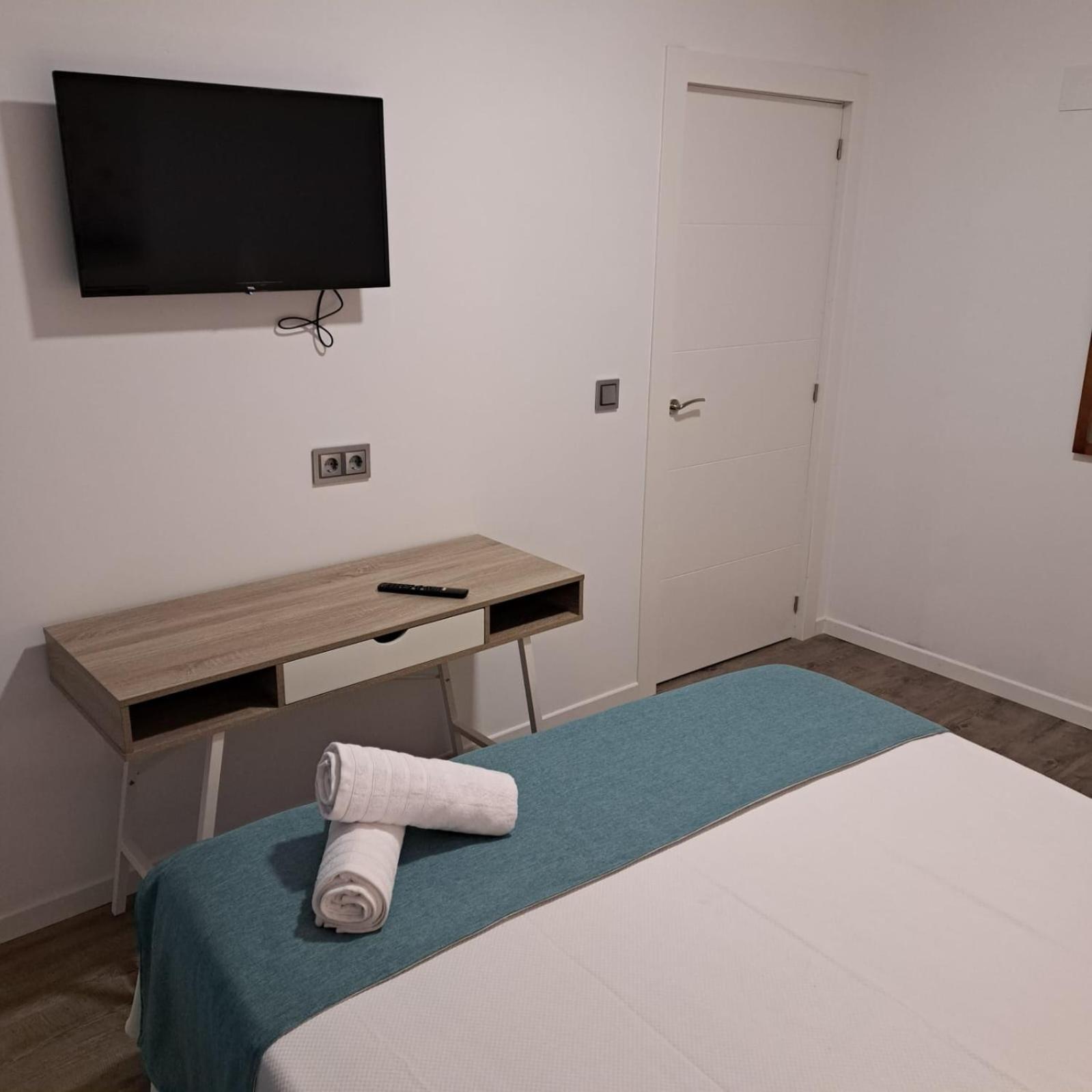 Apartamentos Turisticos Avila Puerta Del Carmen 0-3 Ngoại thất bức ảnh
